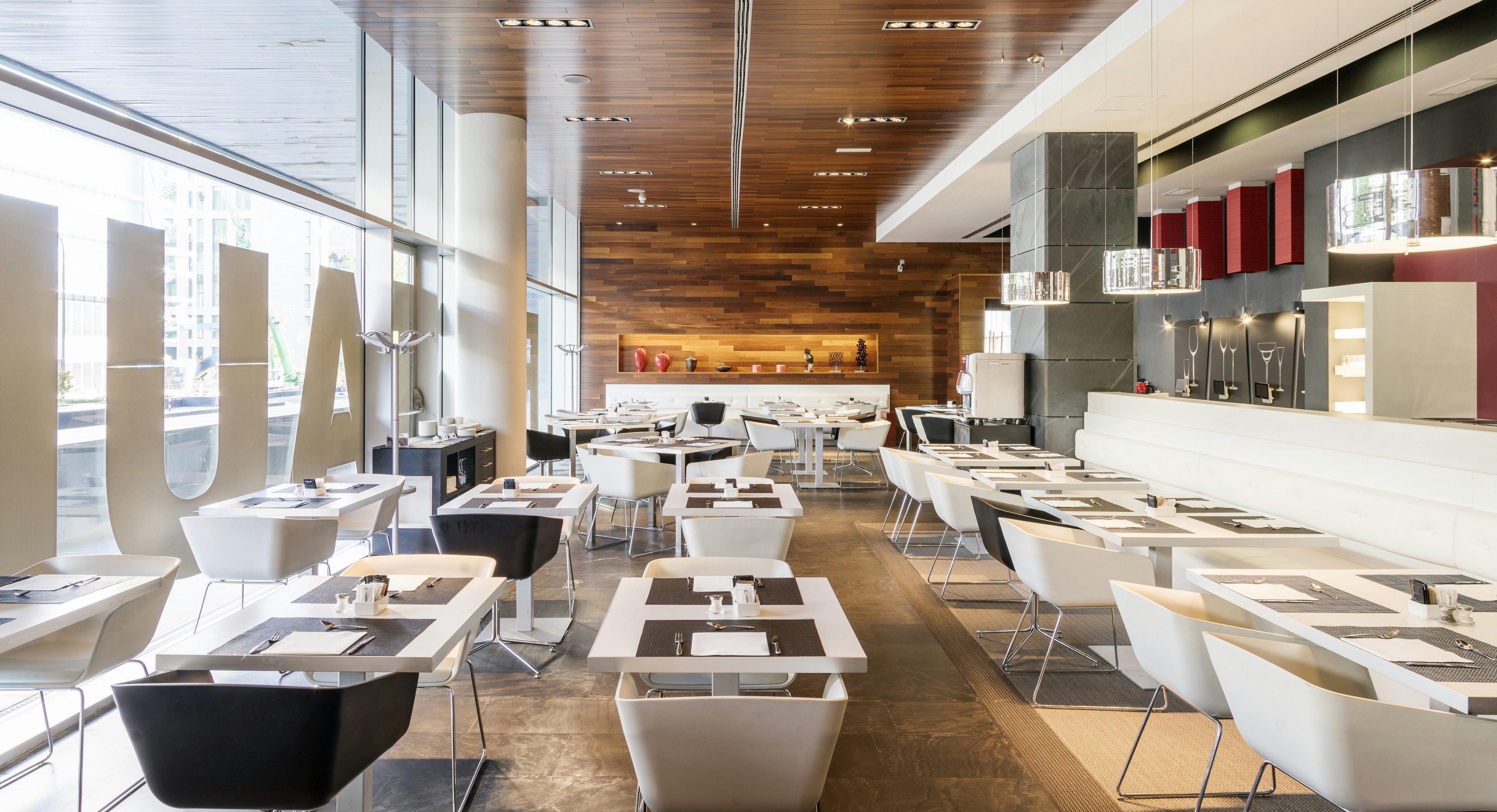 Hotel Ilunion Atrium 44/54