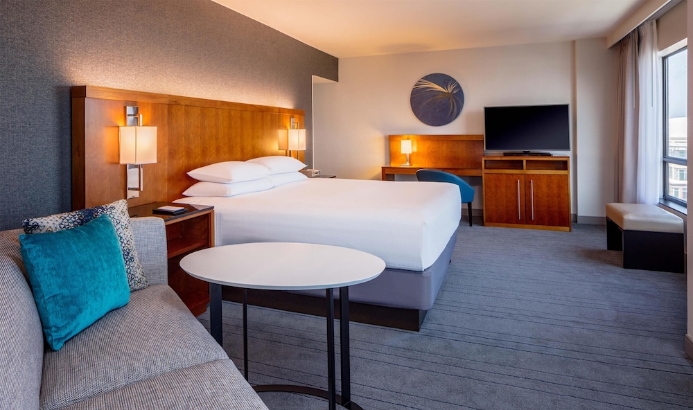 Hyatt Regency Crystal City 28/70