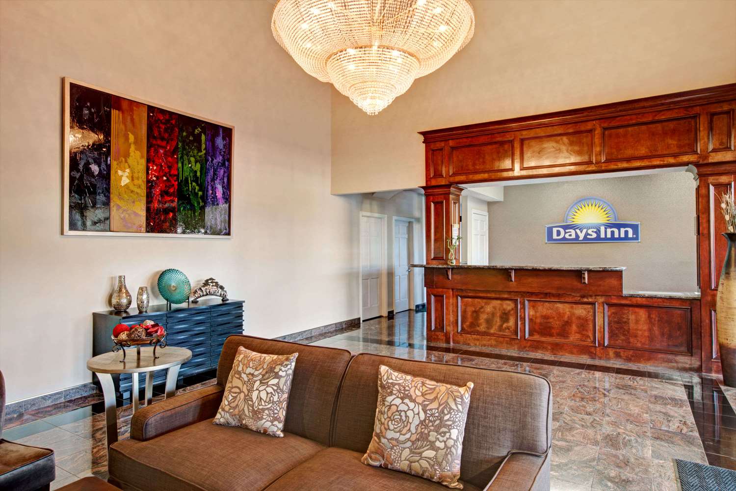 Days Inn & Suites by Wyndham Houston North/Spring 3/9