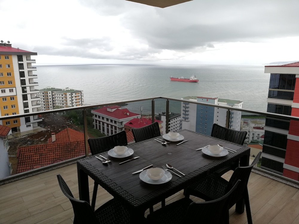 North Pearl Residence 15/21