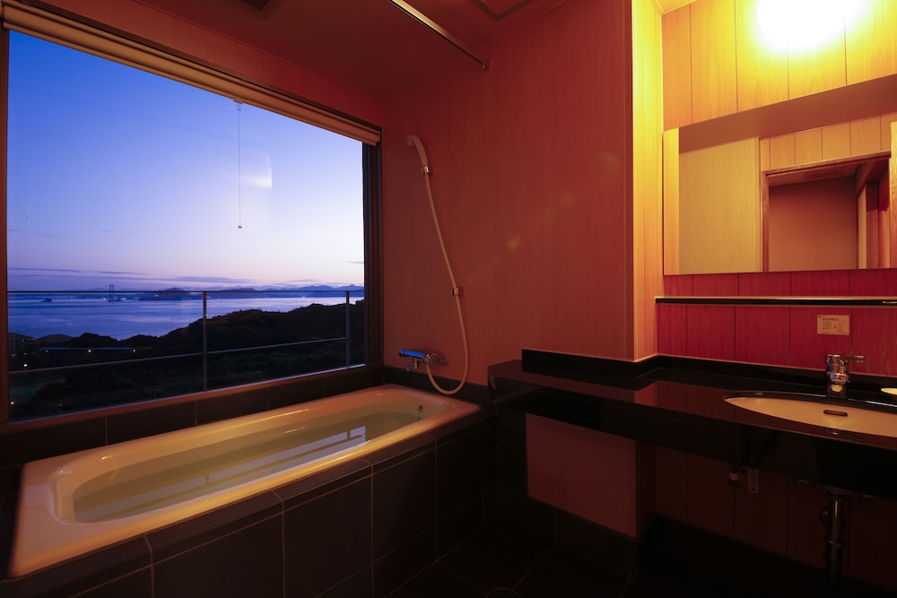 Awaji Island Uzushio Onsen Umemaru (ex Umemaru) 17/24