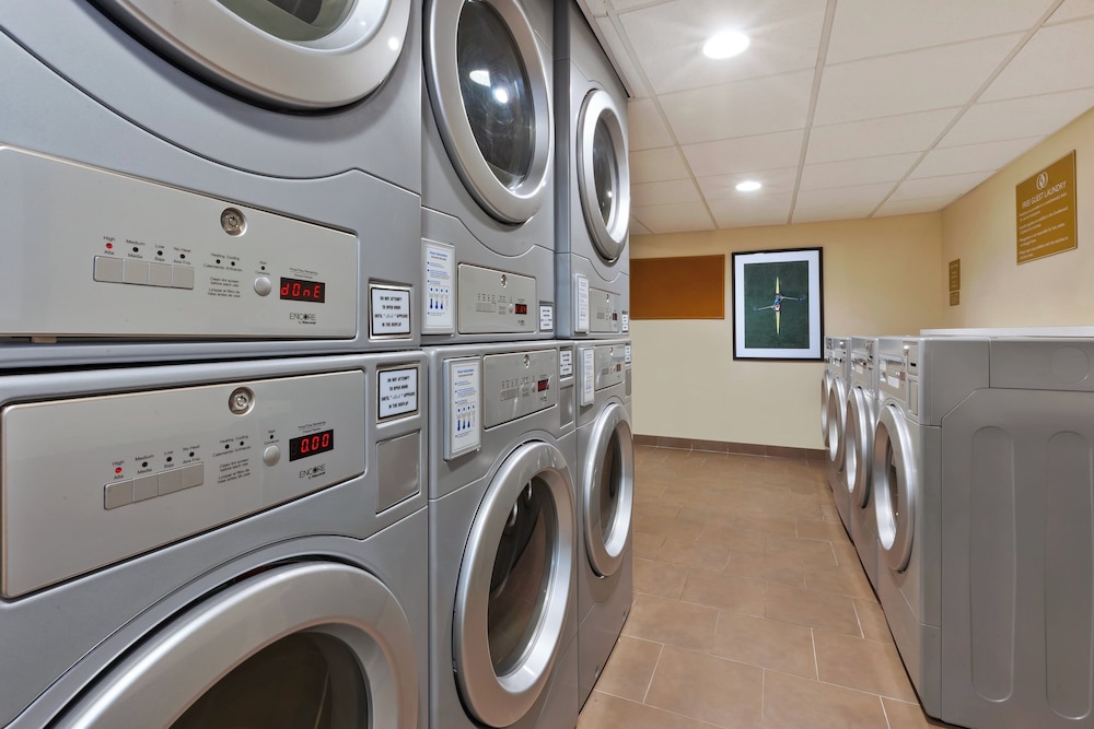 Candlewood Suites Huntersville Lake Norman Area 38/69