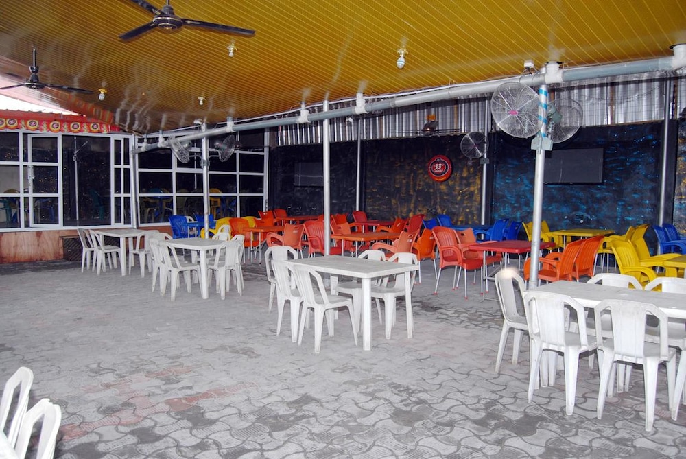 Royal Park Hotel & Suites 59/66