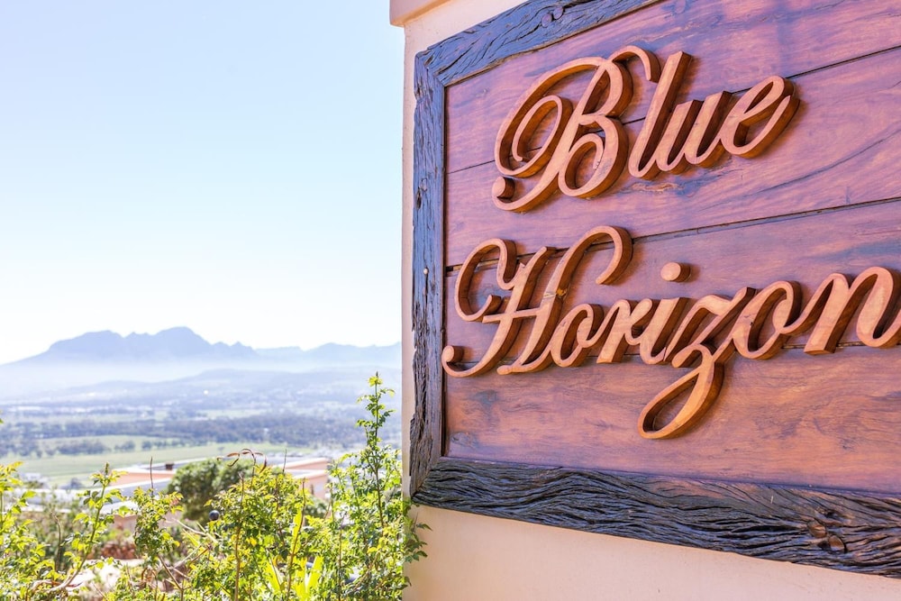 Blue Horizon Guest House 46/48