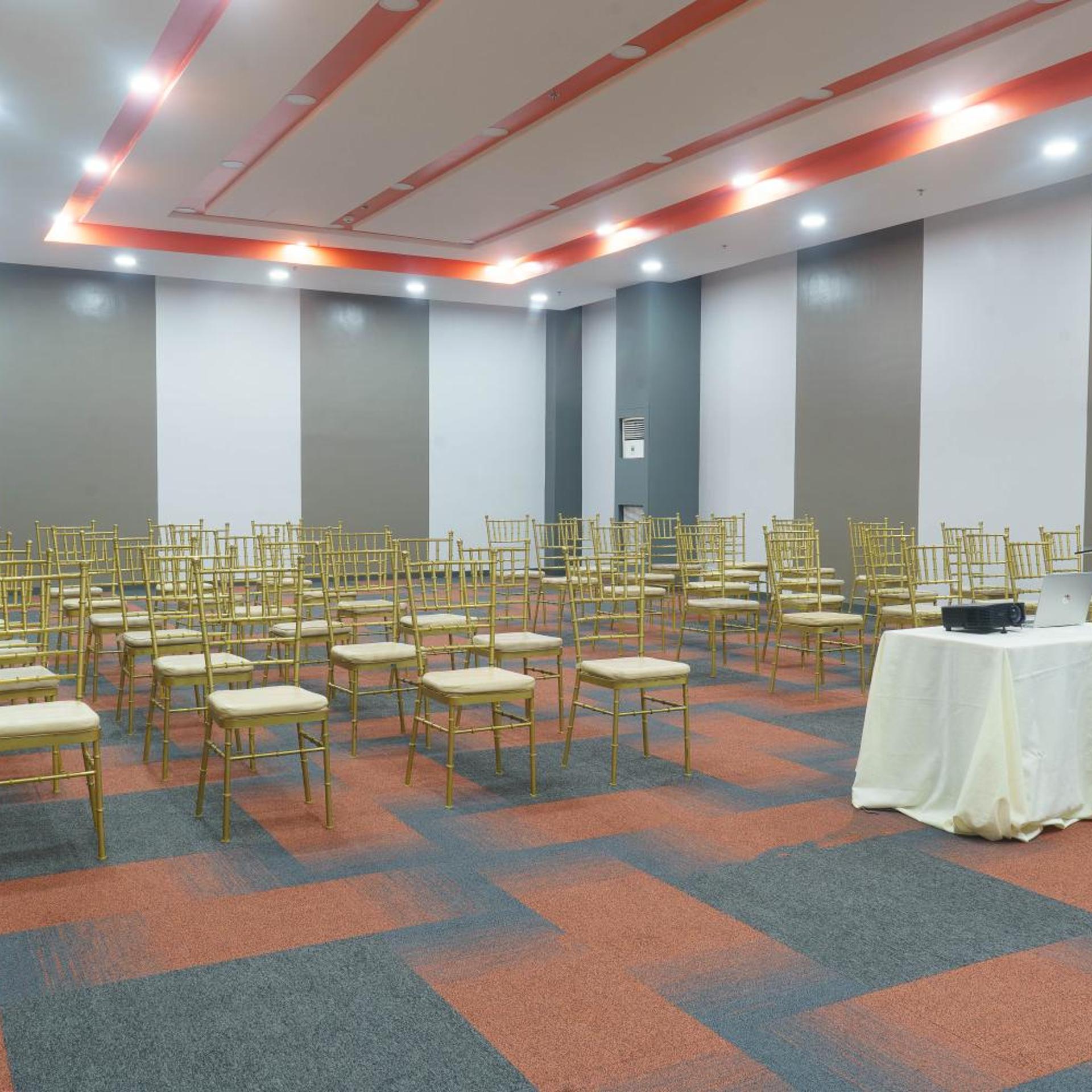 Go Hotels Plus Tuguegarao 36/41
