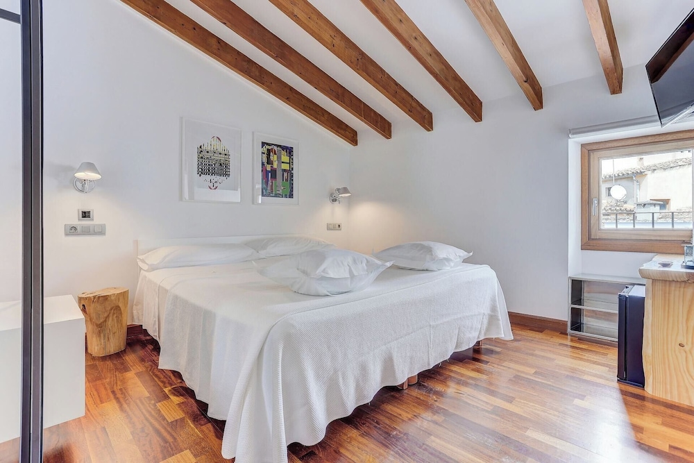 Hotel Desbrull - Turismo de interior 8/19