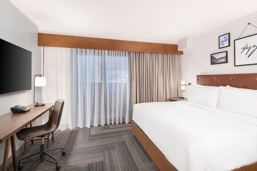 Four Points by Sheraton Spartanburg 10/39