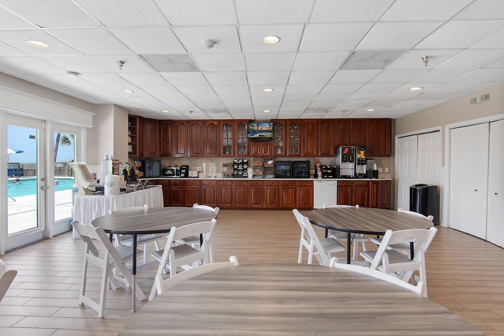 Ocean Isle Inn 22/50