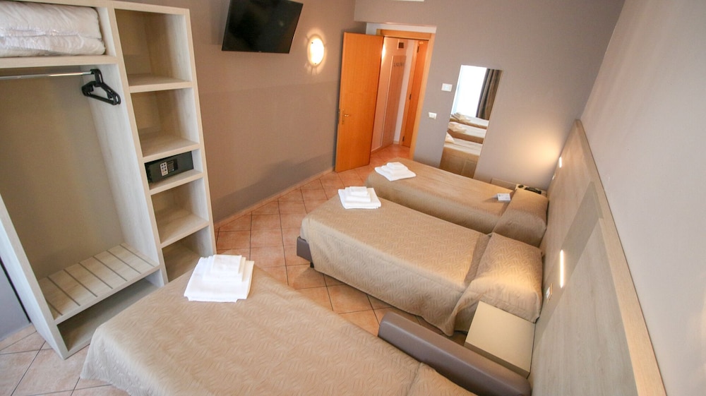 Hotel Miramonti 30/41