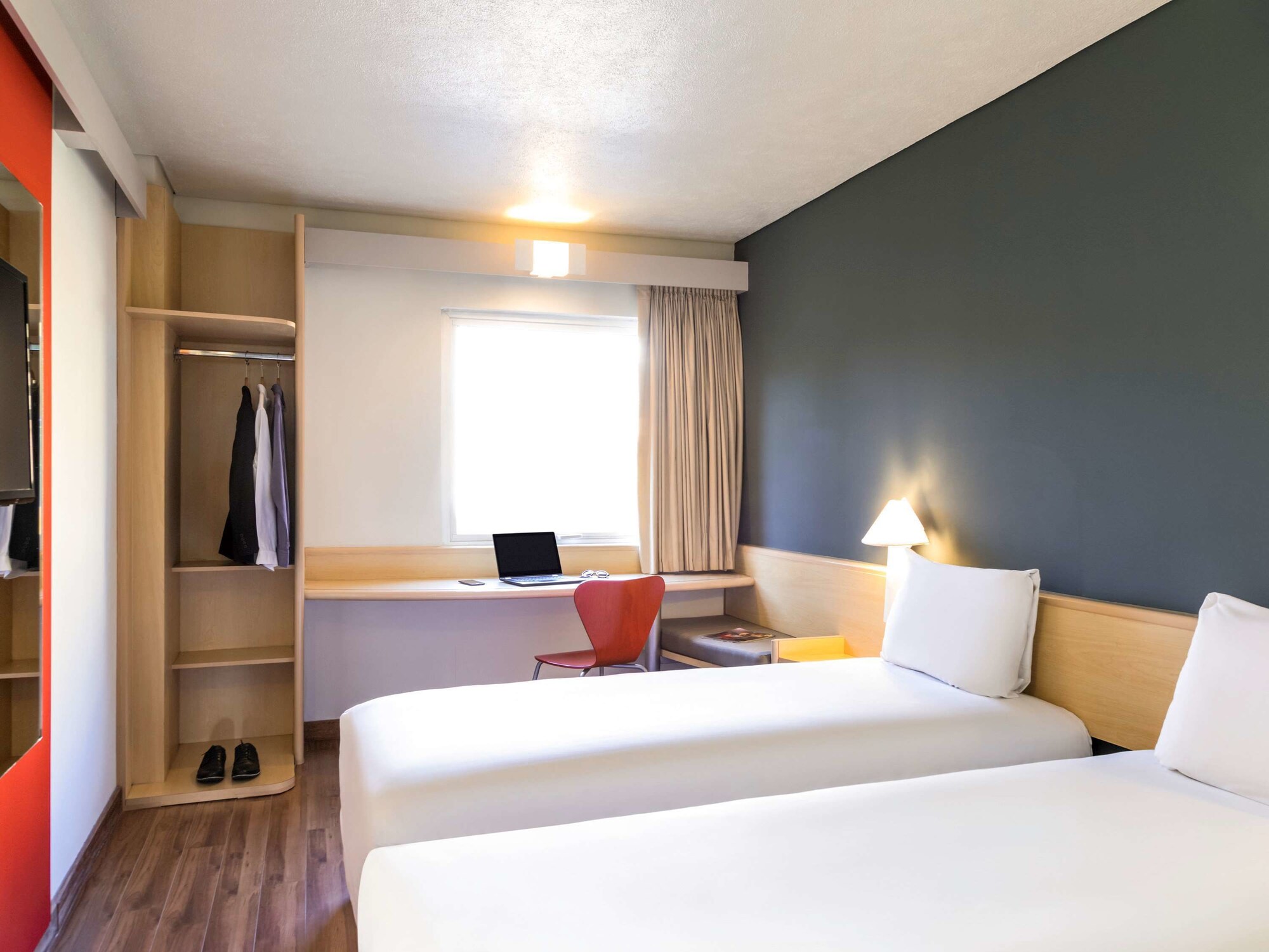 STANDARD, TWIN BEDS