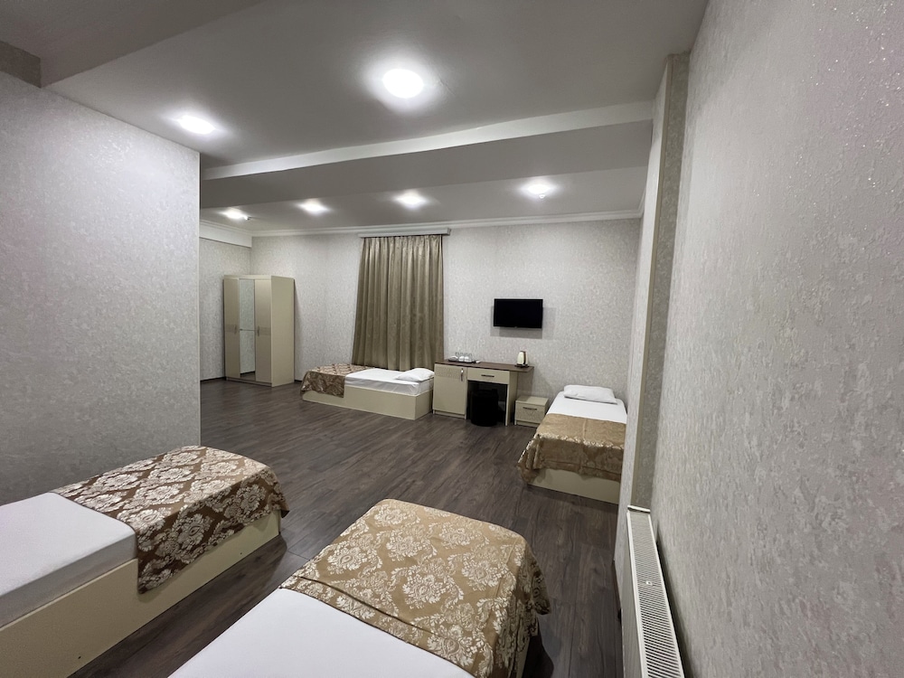 Khaghani Center Hotel 25/49
