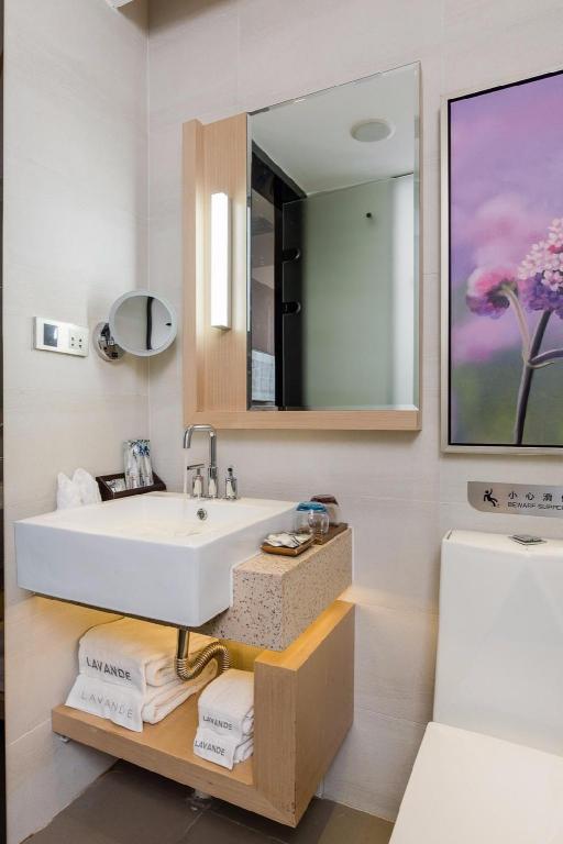 Lavande Hotel Guangzhou Huangpu Wenchong Metro Station 30/33