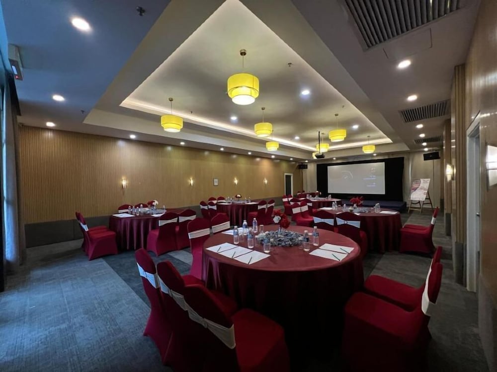 Livingston Hotel Sandakan 42/57