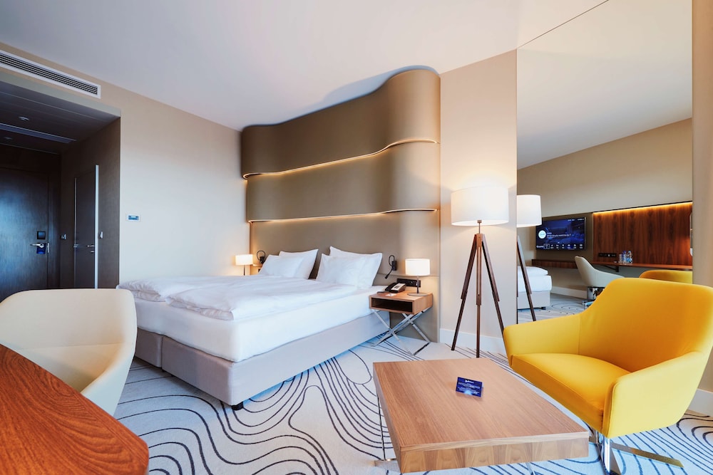 Sky, Blue, Suite, King Bed, Sea View