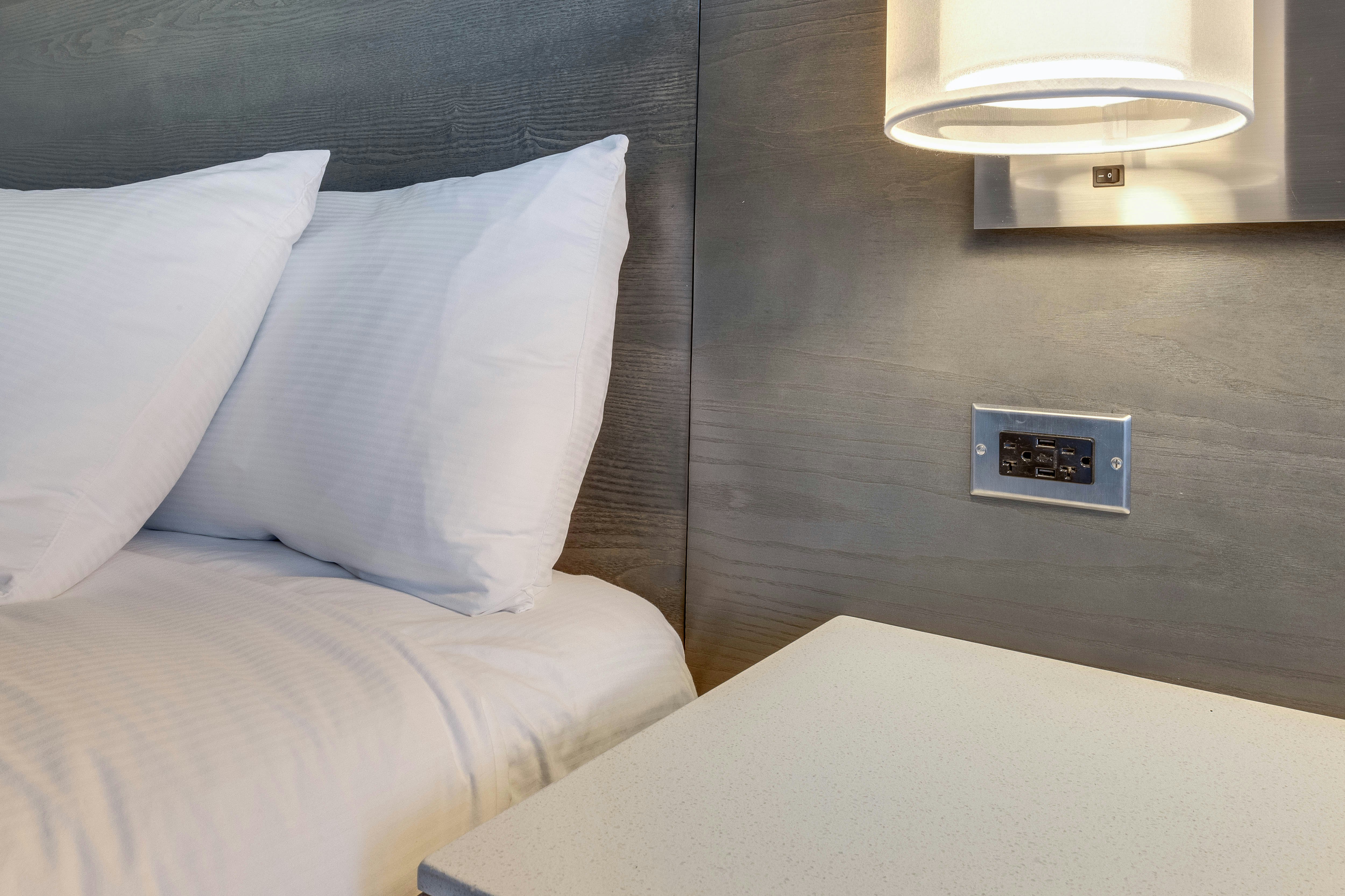 Doubletree by Hilton Hotel Racine Harbourwalk 42/79