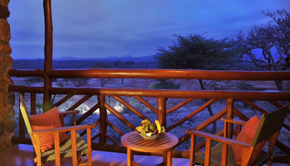 Kilaguni Serena Safari Lodge 30/50