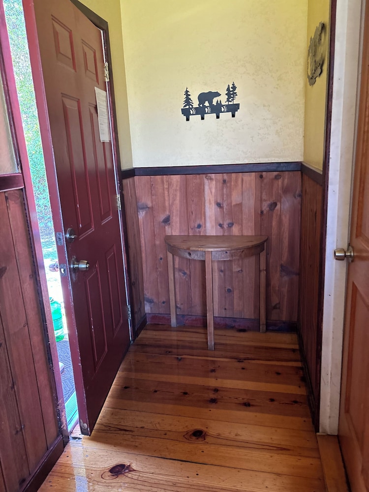 Sequoia Riverfront Cabins 7/71