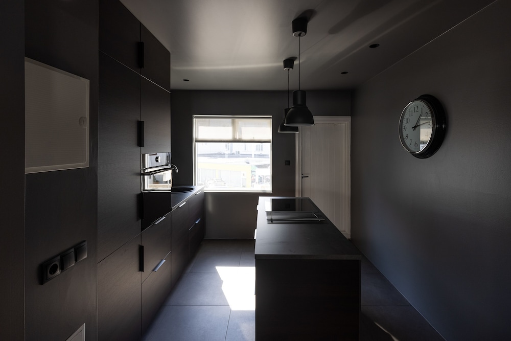 Acco Luxury Apartments 4/50