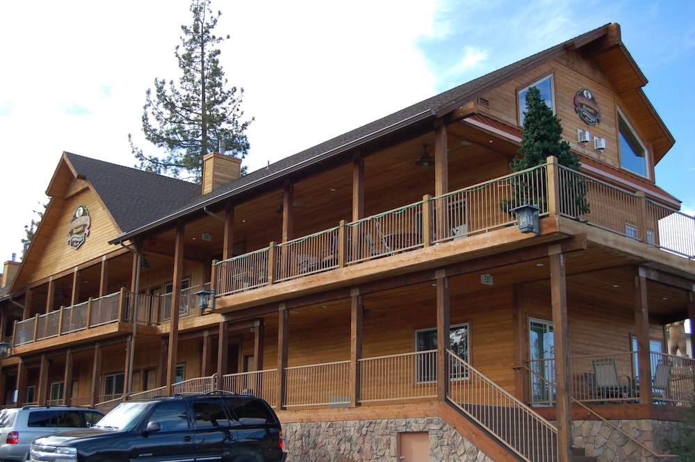 Robinhood Resort 1/69