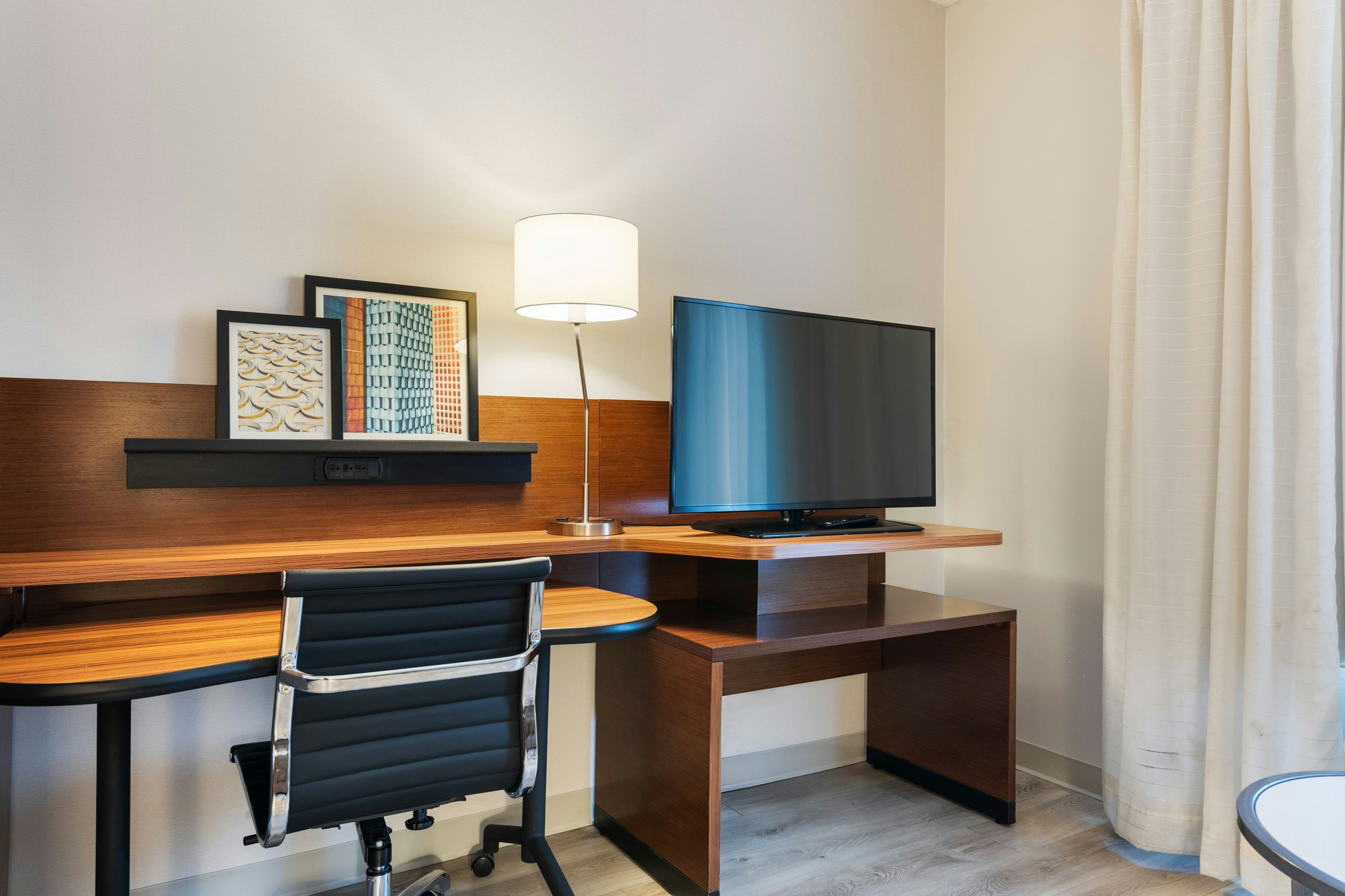 Fairfield Inn Suites By Marriott Durango 28/37
