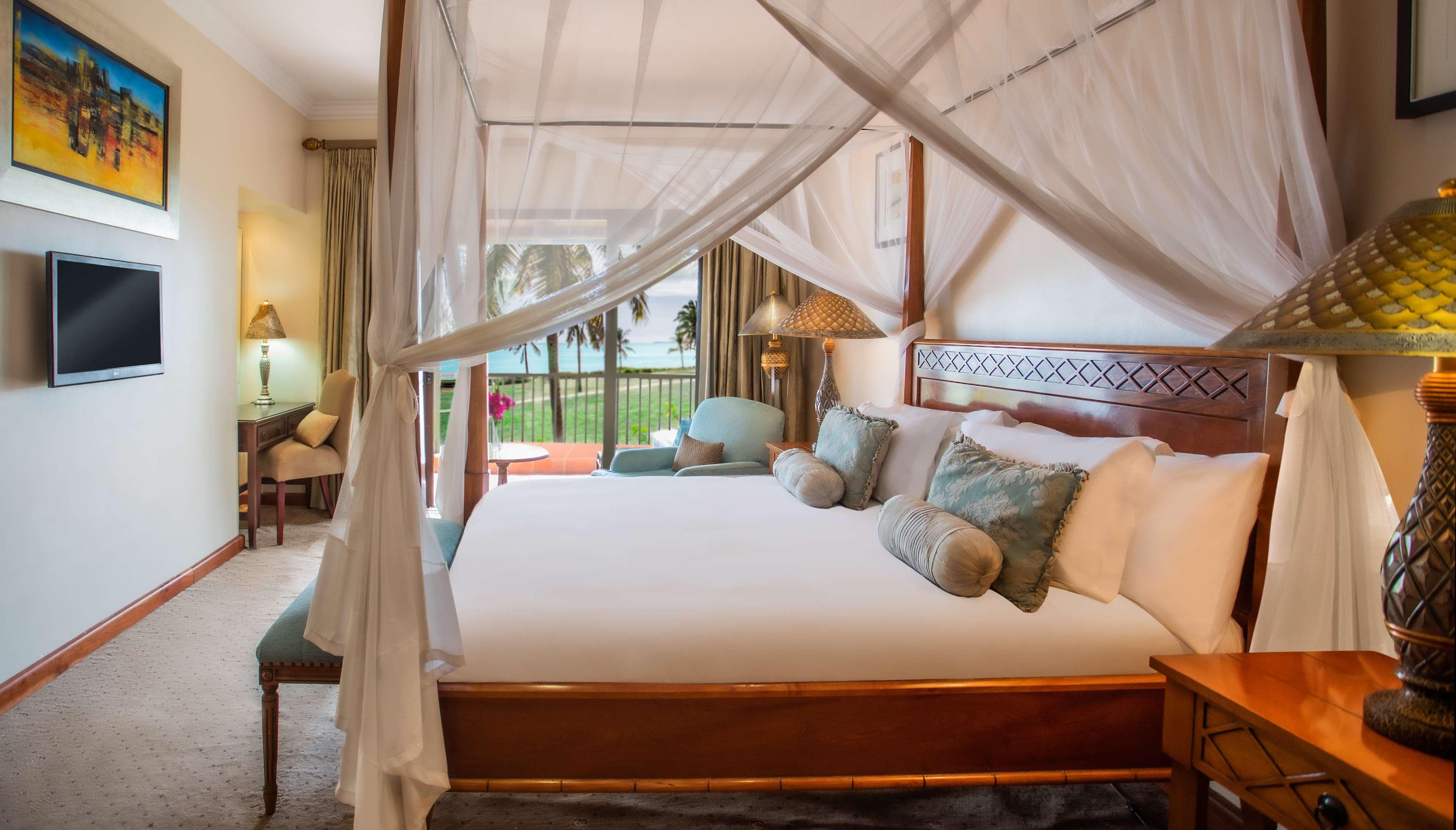 Avani Deluxe Ocean Suite