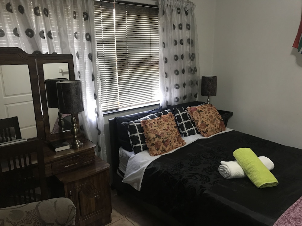 Turningpoint Bed & Breakfast 10/38