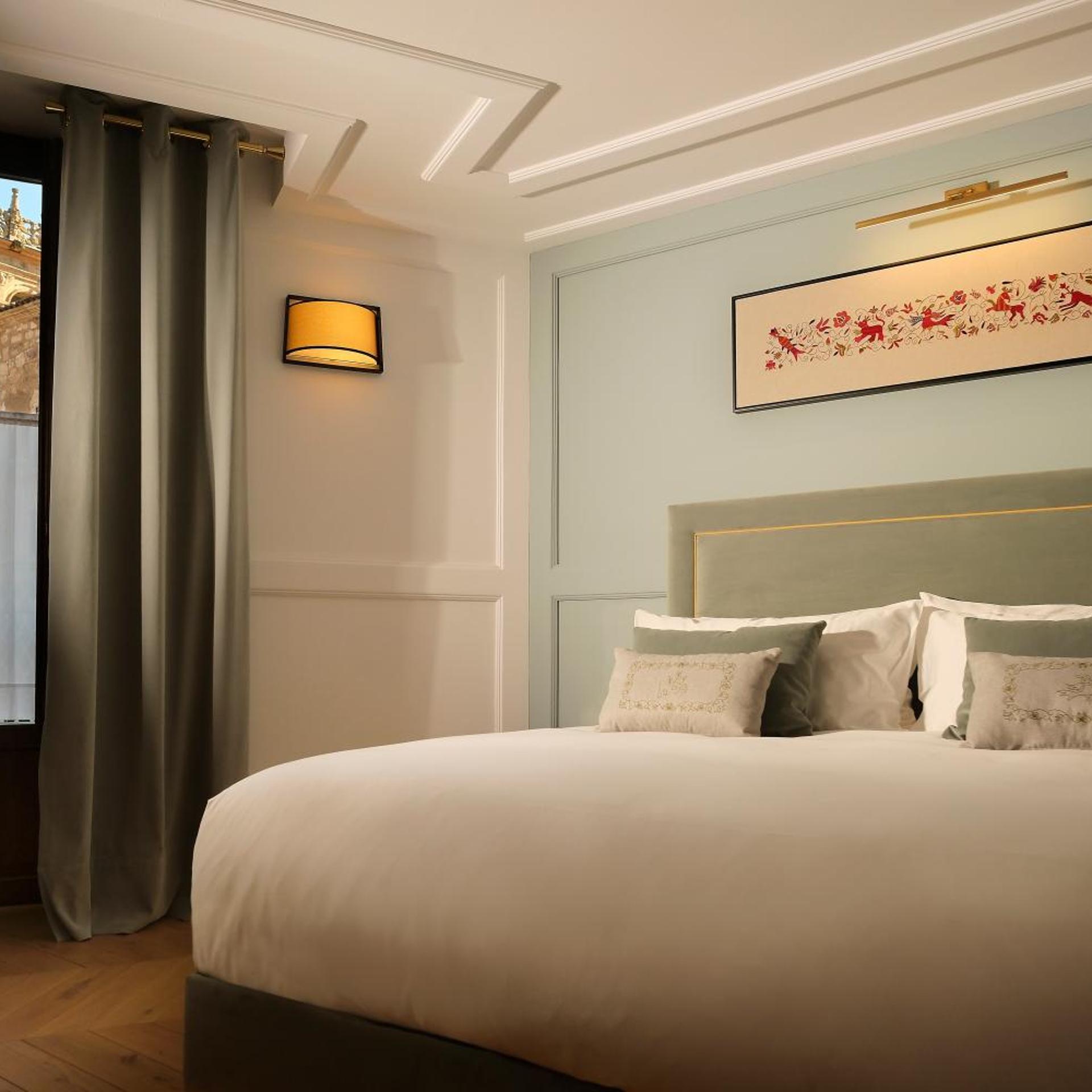 Room, Double Bed