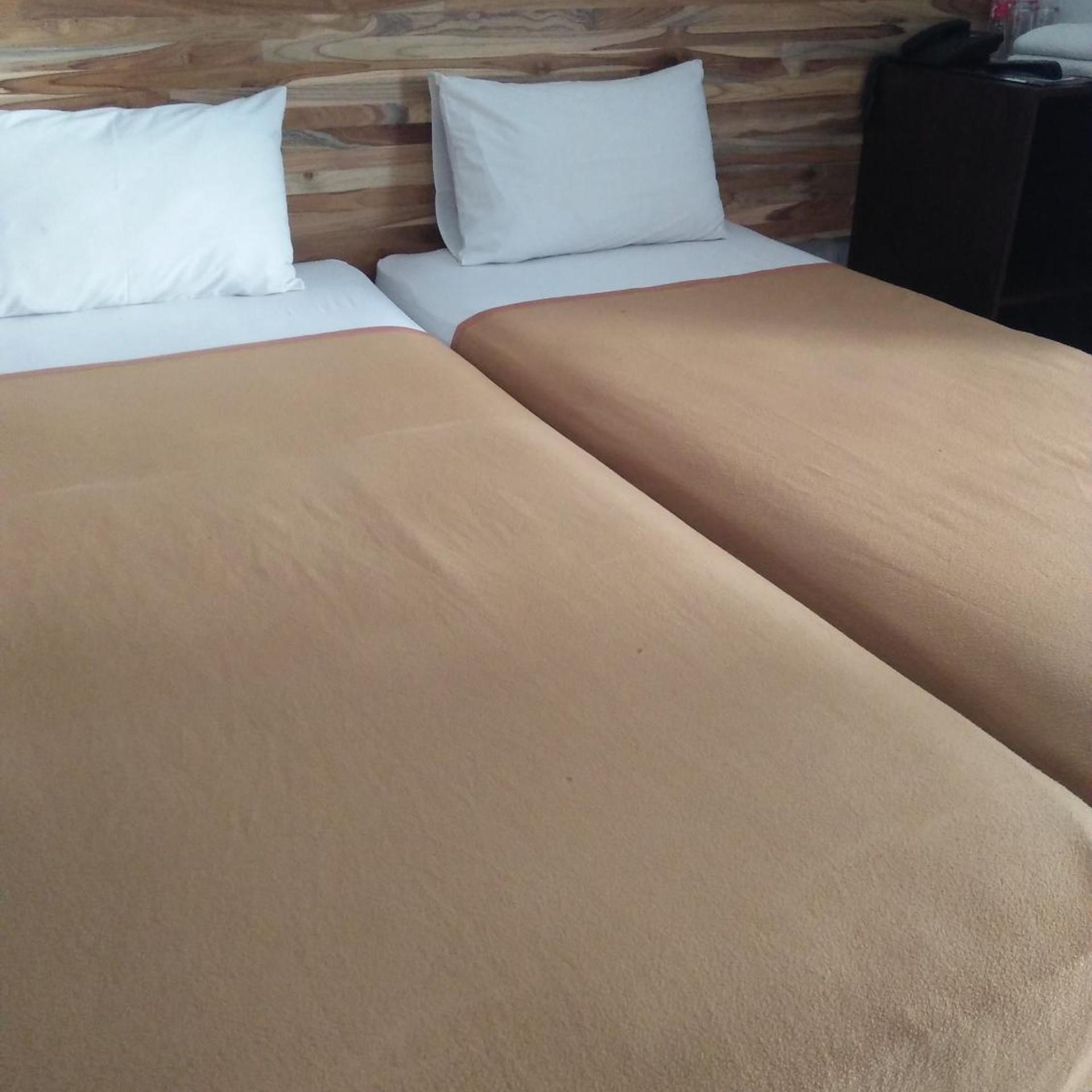 Antika Hotel 24/50