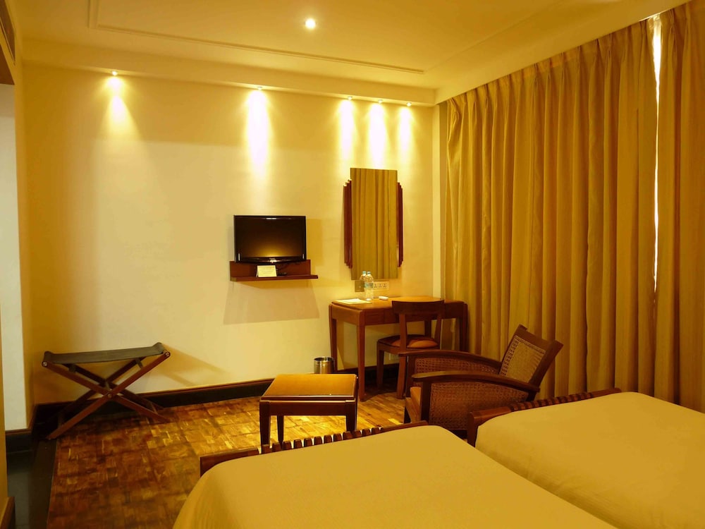Grand Hotel 14/44