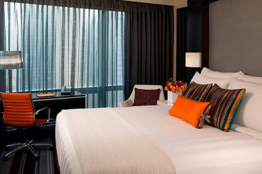 Courtyard by Marriott New York Manhattan/Central Park 11/53