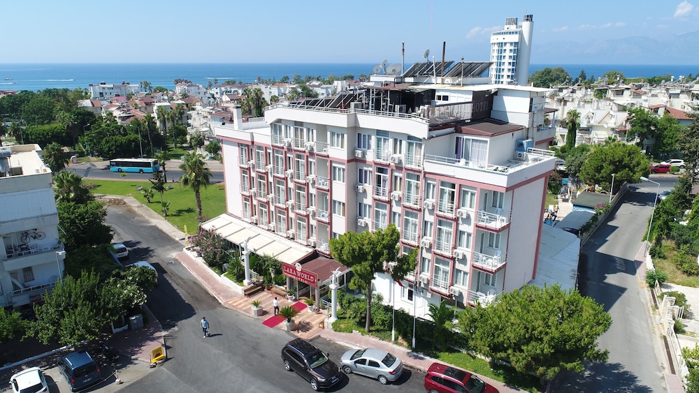 Lara World Hotel 1/34