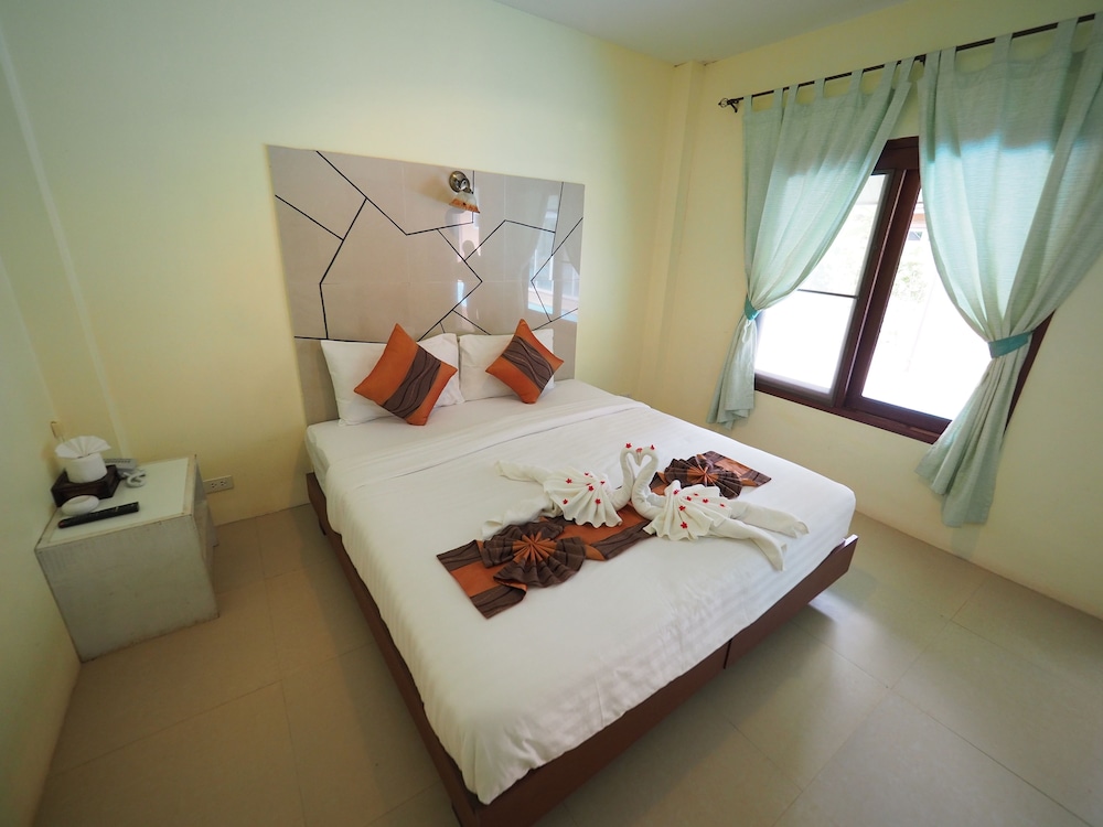 Lanta Fevrier Resort 43/59