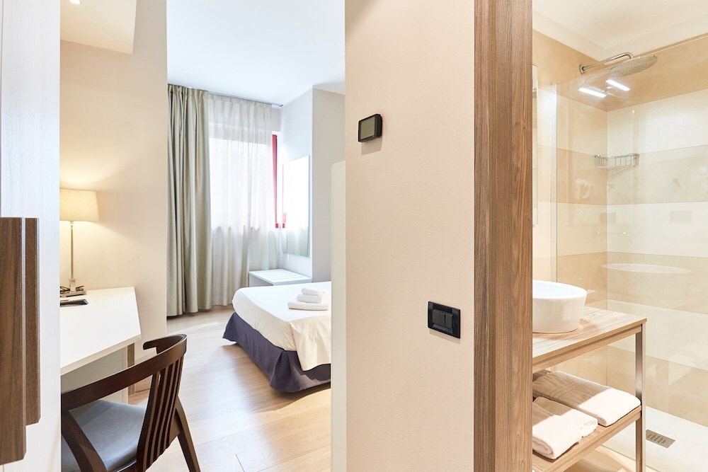 Hotel Ferretti Majestichouse 15/46