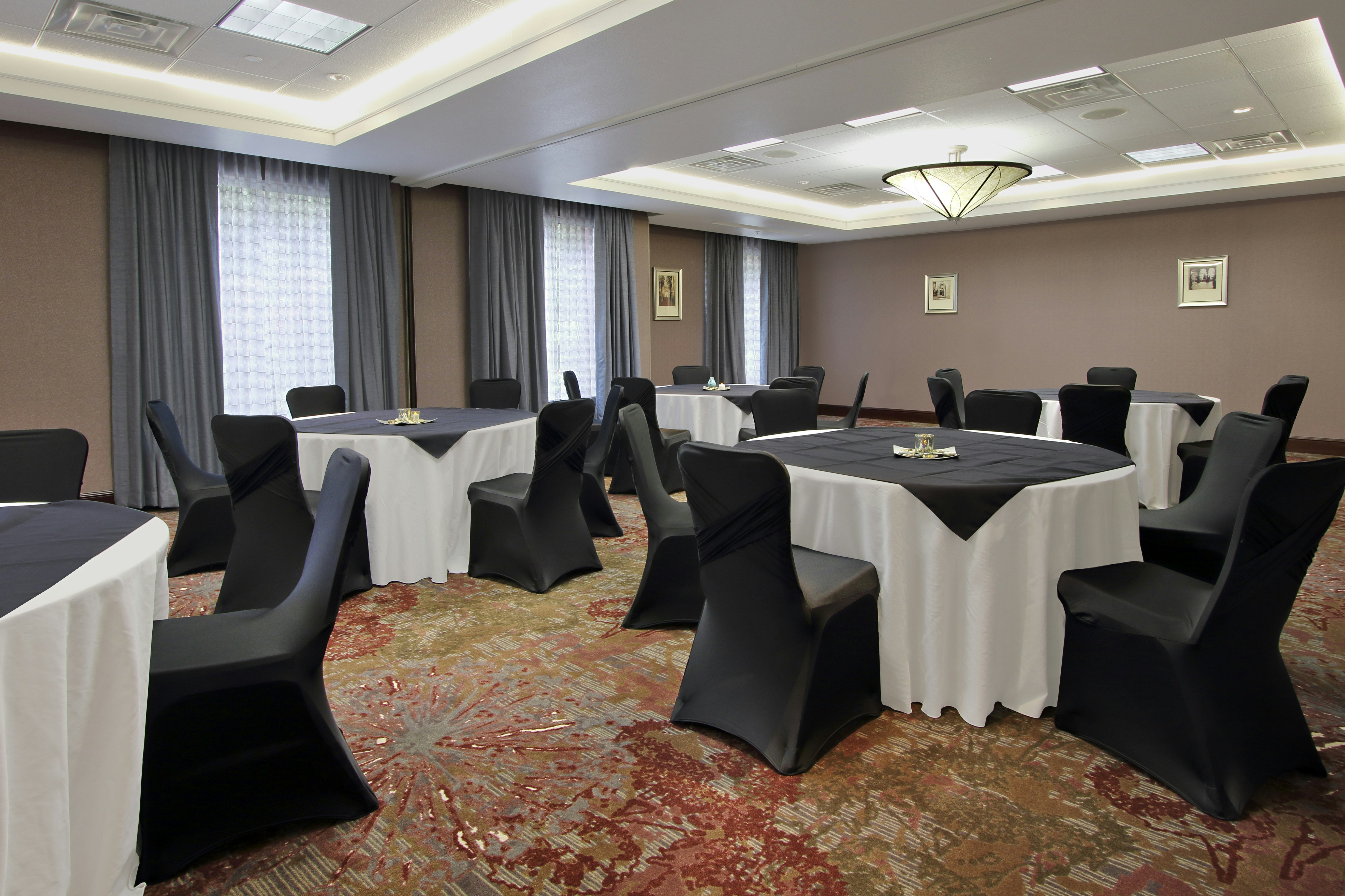 Hilton Garden Inn Sonoma County Airport 50/59