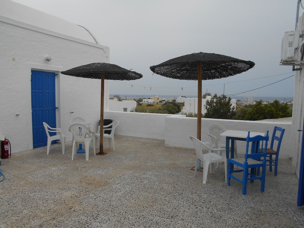 PERISSA HOTEL 50/50