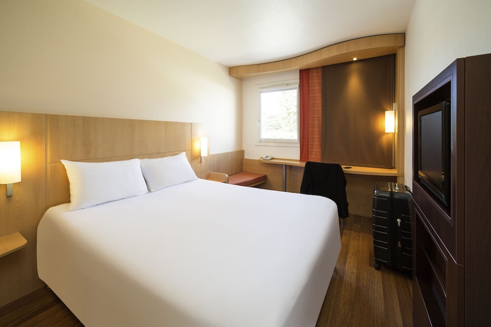 Ibis Macon Sud 29/68