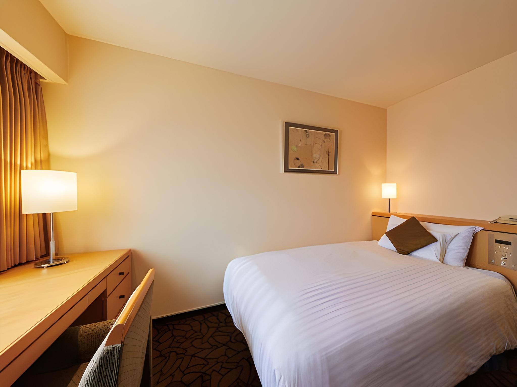 Semi Room, Superior, Single, Semi Double Bed