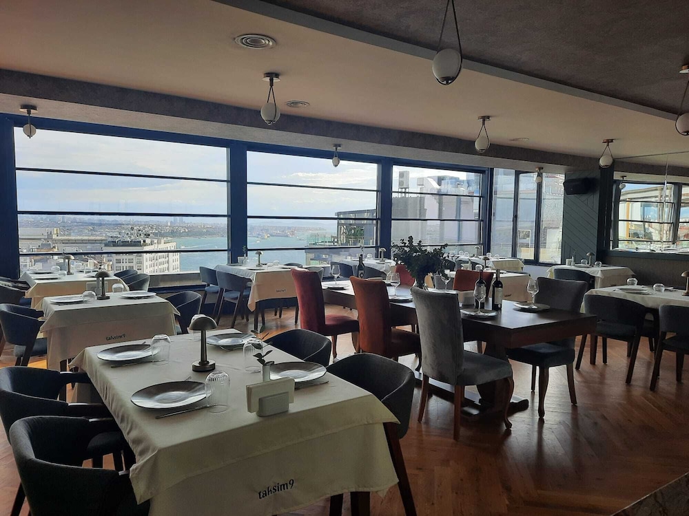 Taksim Square Hotel 38/50