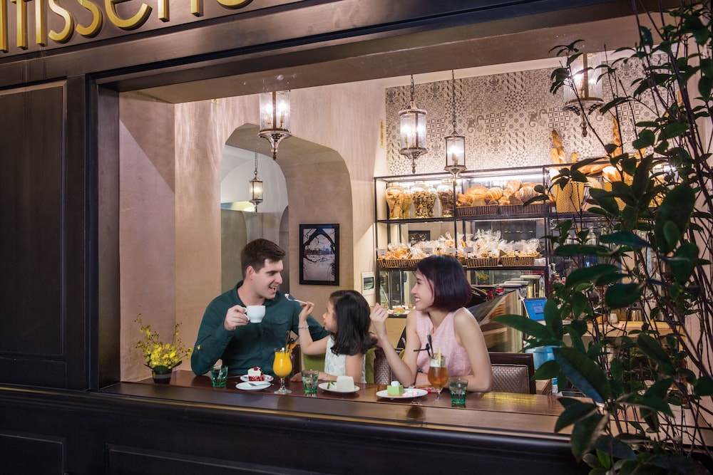 Silk Path Boutique Hanoi 48/66