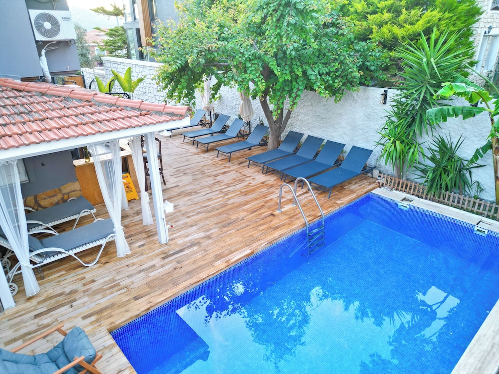 Kekik Alacati Otel 43/50