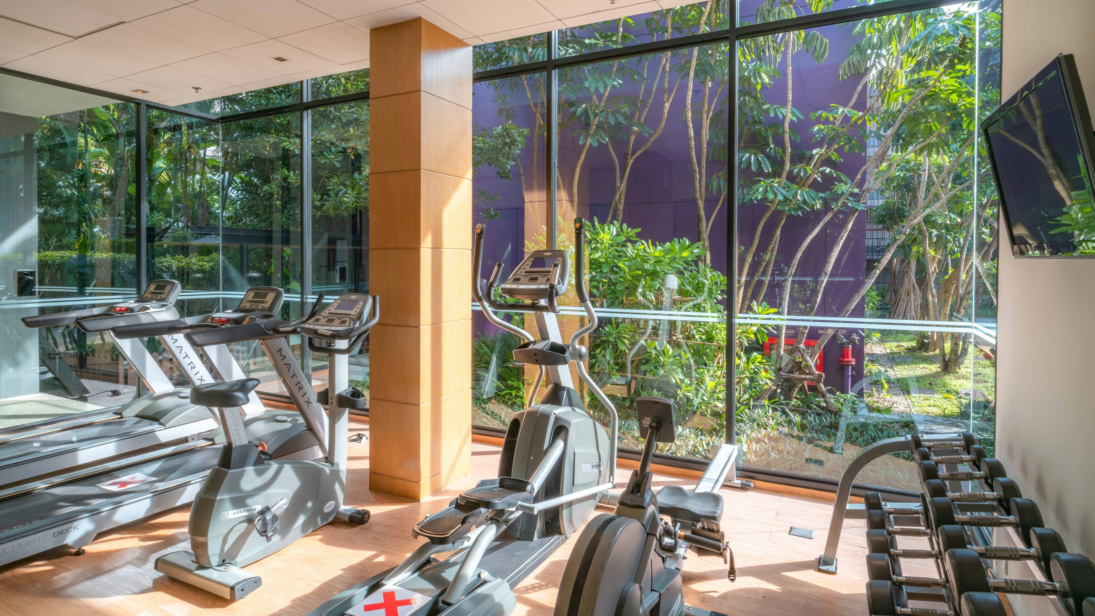 Holiday Inn Express Phuket Patong Beach Central 47/82