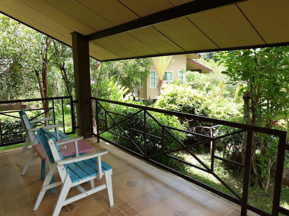 Bann Suan Rachawadee B&B 12/30