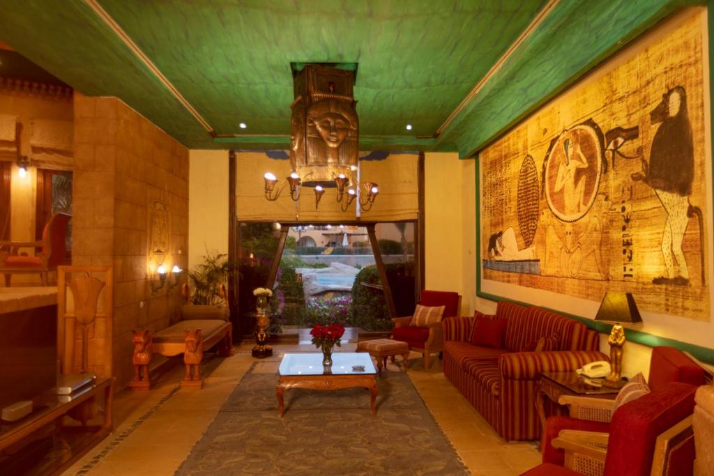 ROYAL SAVOY VILLAS 34/53