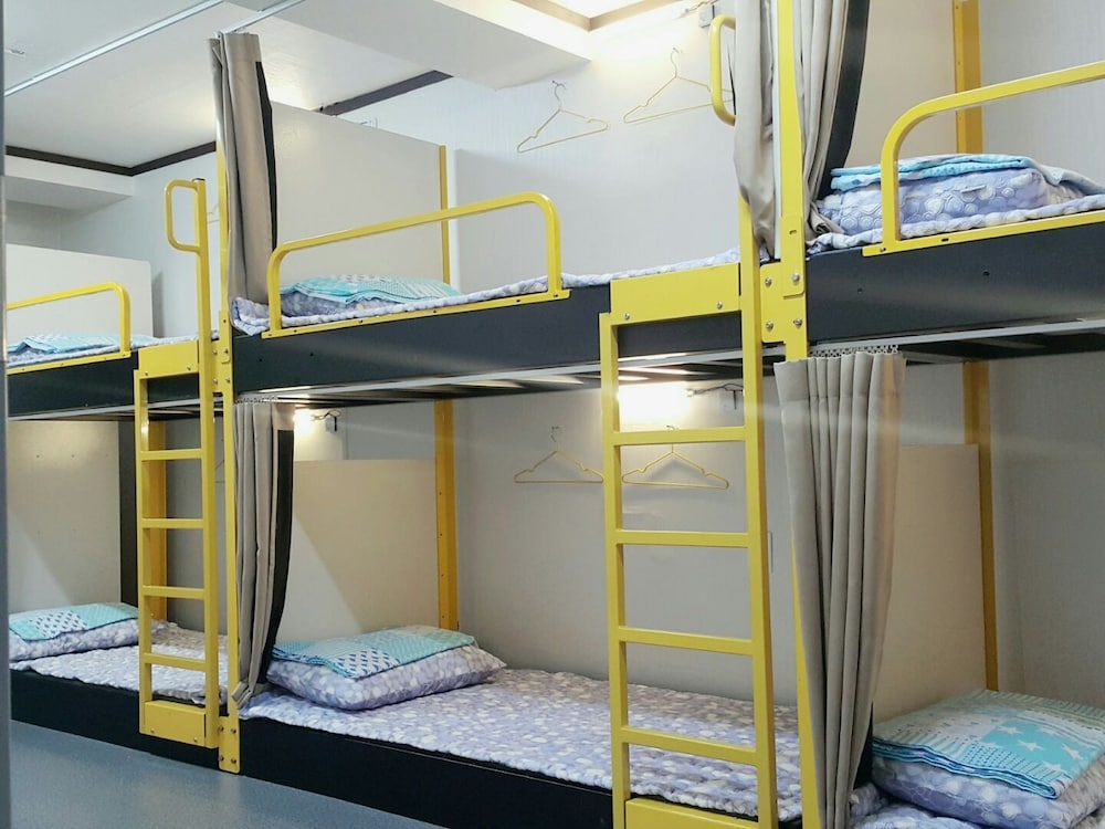 Dream Guest House 16/65