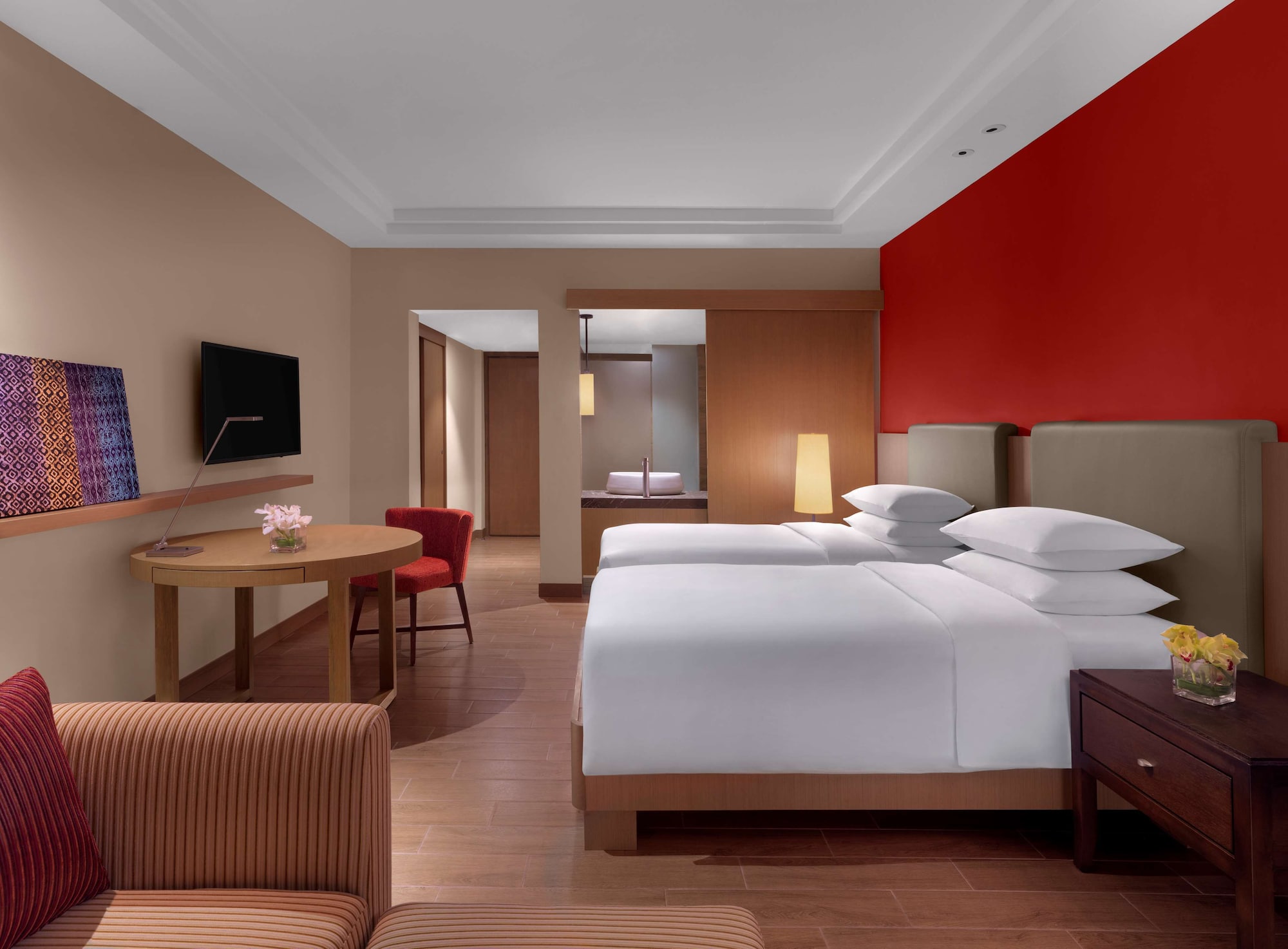 DELUXE, TWIN BEDS