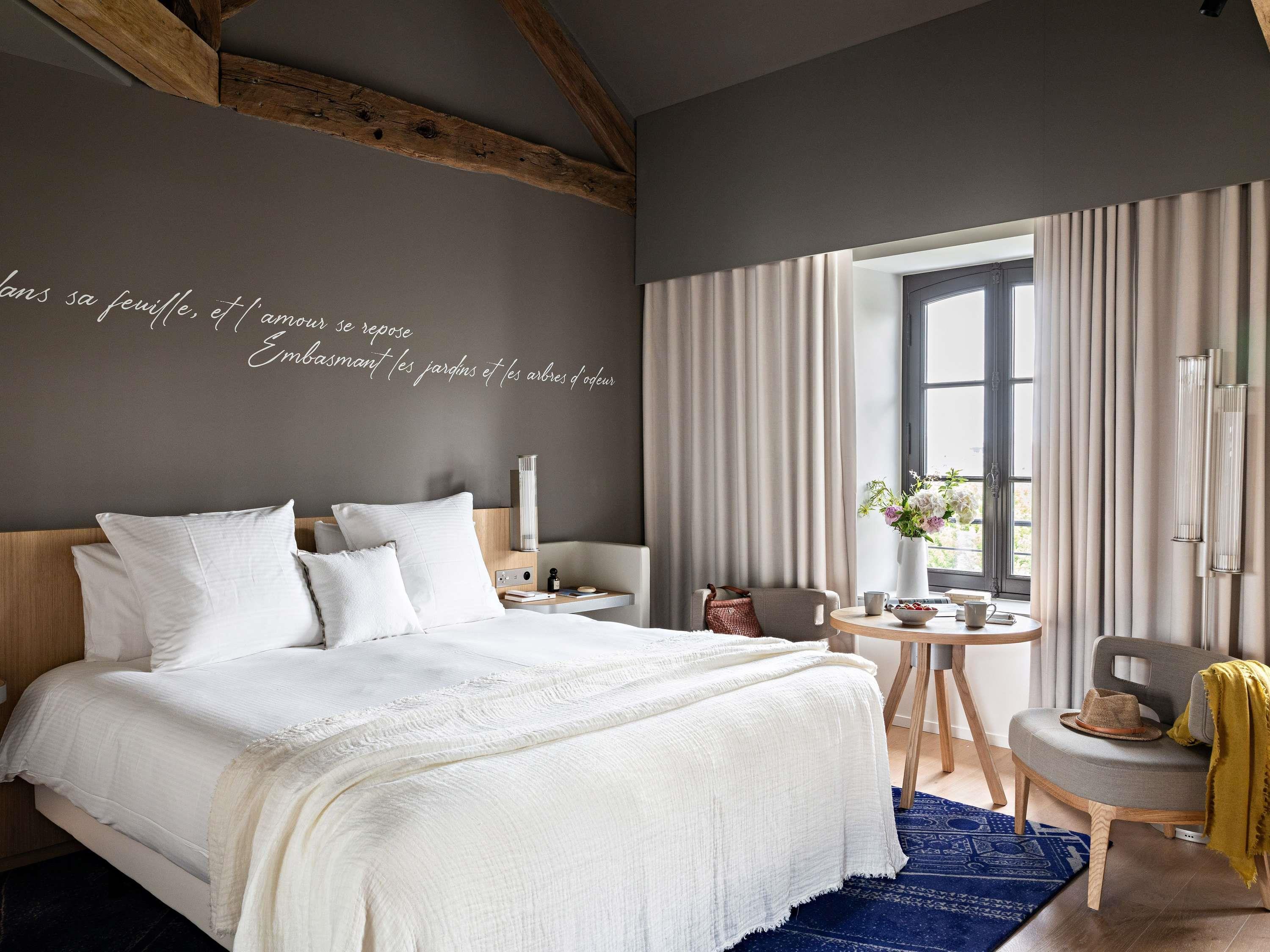 Deluxe, Double or Twin Bed, Eiffel View