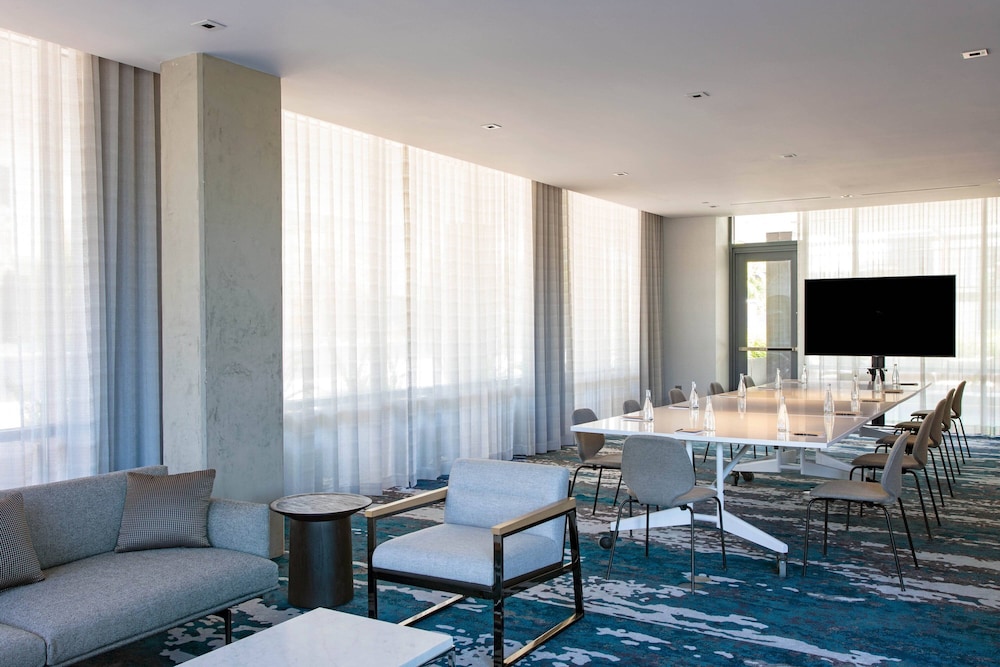 AC Hotel by Marriott Palo Alto 31/43