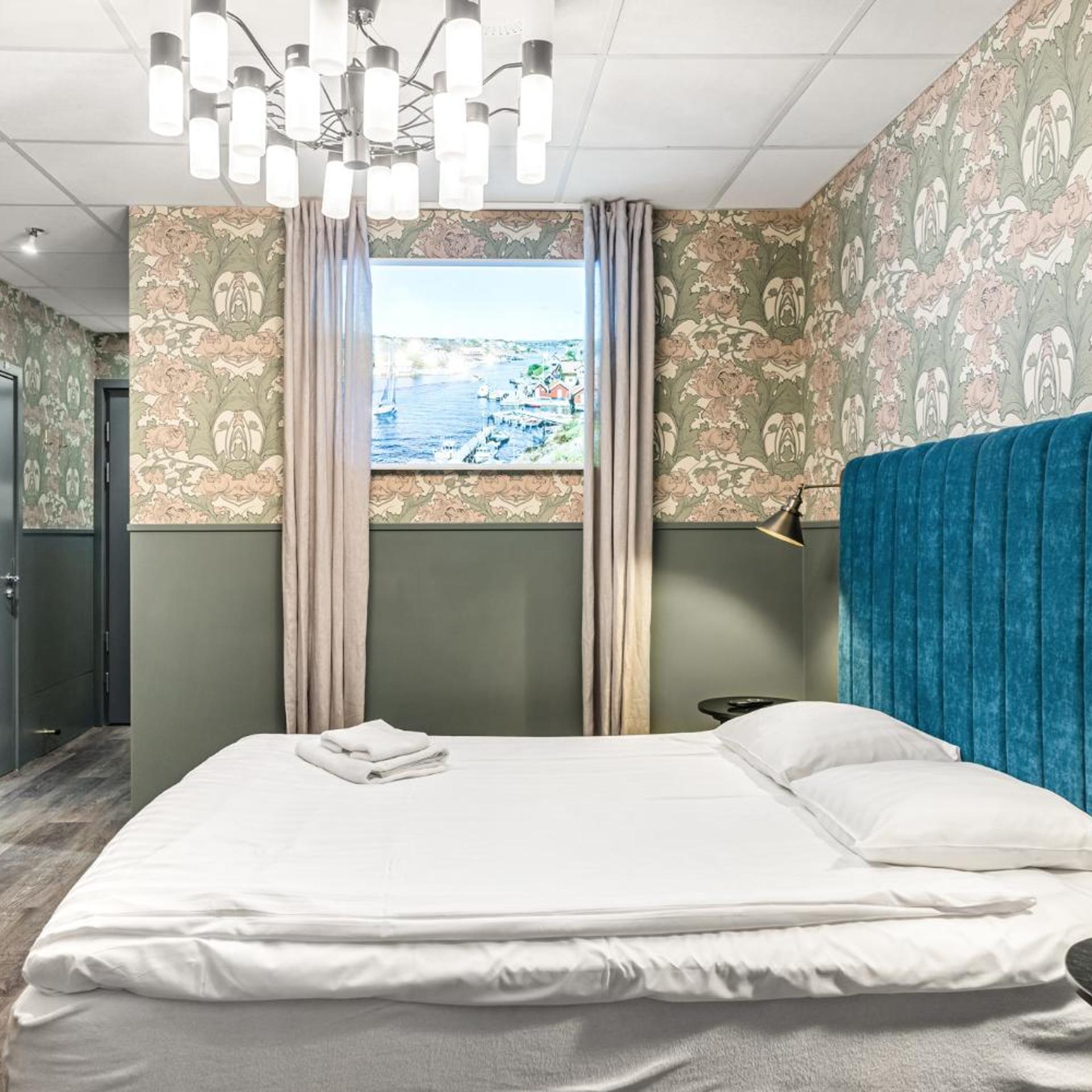 جناح، Stockholm Inn Hotel 2/10