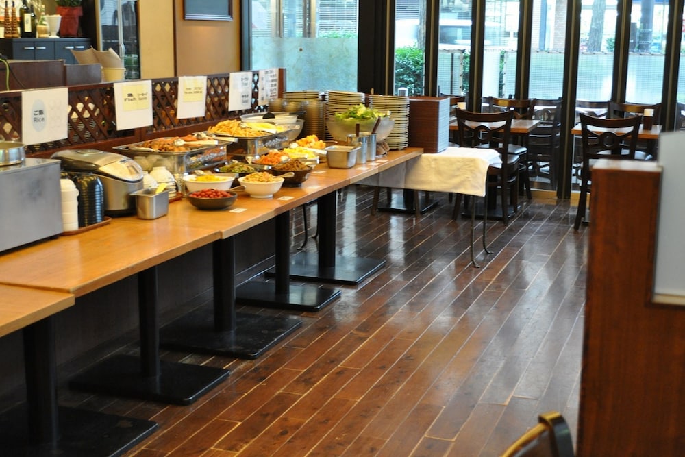 Apa Hotel Yokohama Kannai 36/48