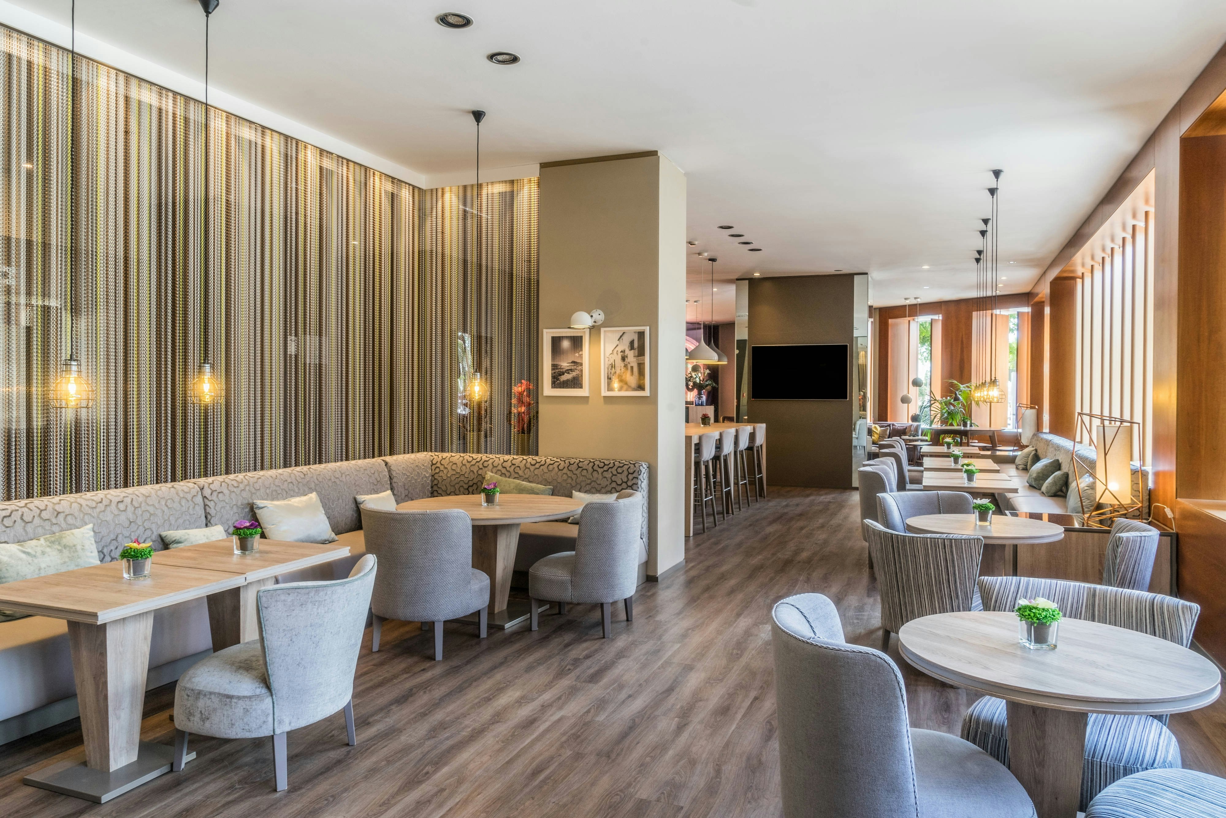 AC Hotel Valencia by Marriott 47/71
